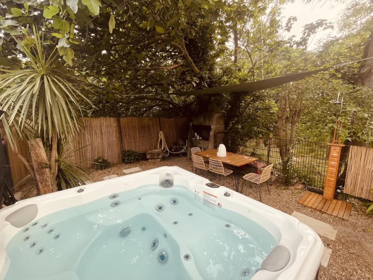 Maison Dans Les Arbres, Spa, Tennis, Parking Nimes Luaran gambar